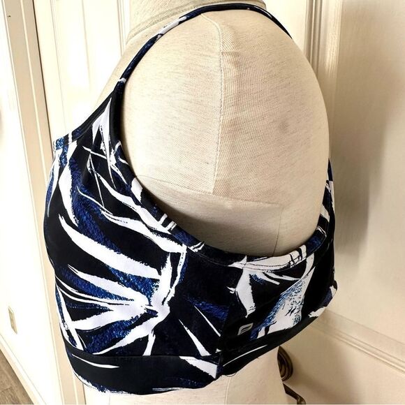 Fabletics Elaine reversible sports bra - Picture 4 of 8